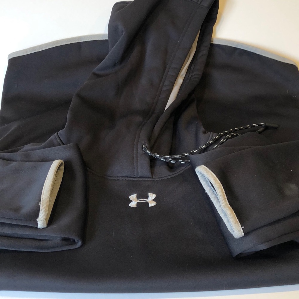 Under Armour hoodie with pocket